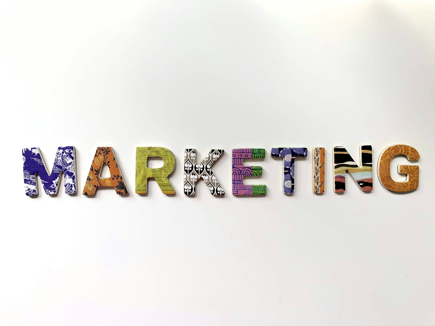 Effective Methods for Conducting Competitive Analysis